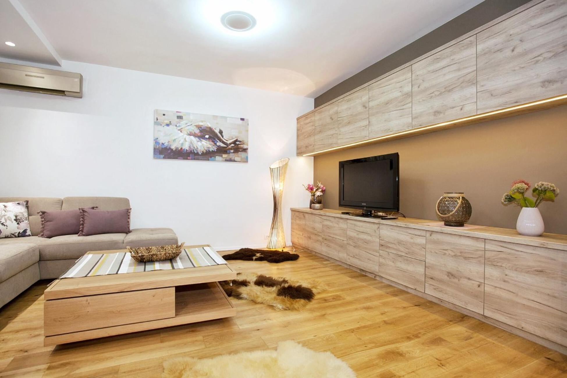Hostgost Selected Suites - Skadarlija Square Belgrado Esterno foto