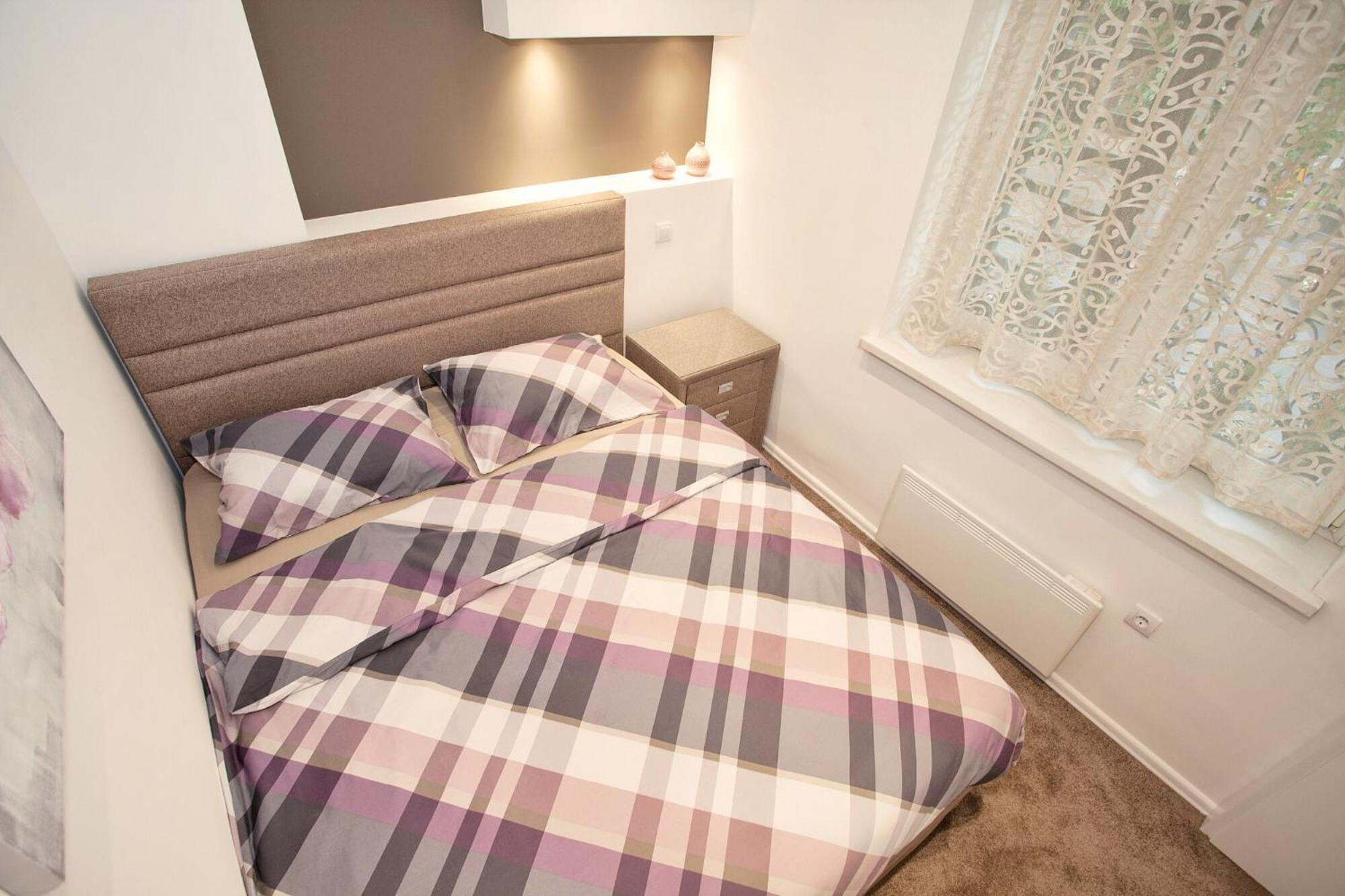 Hostgost Selected Suites - Skadarlija Square Belgrado Esterno foto
